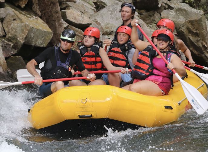 SEE Students white water raft